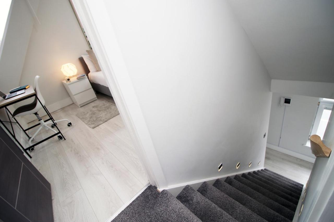 קארדיף New 2 Bed Comfort - Functional - Secure - Private מראה חיצוני תמונה